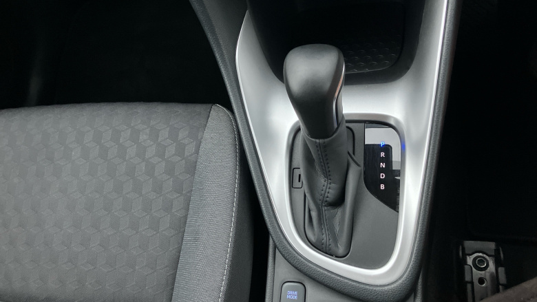 Toyota Yaris 1.5 Hybrid Design 5dr CVT Hybrid Hatchback